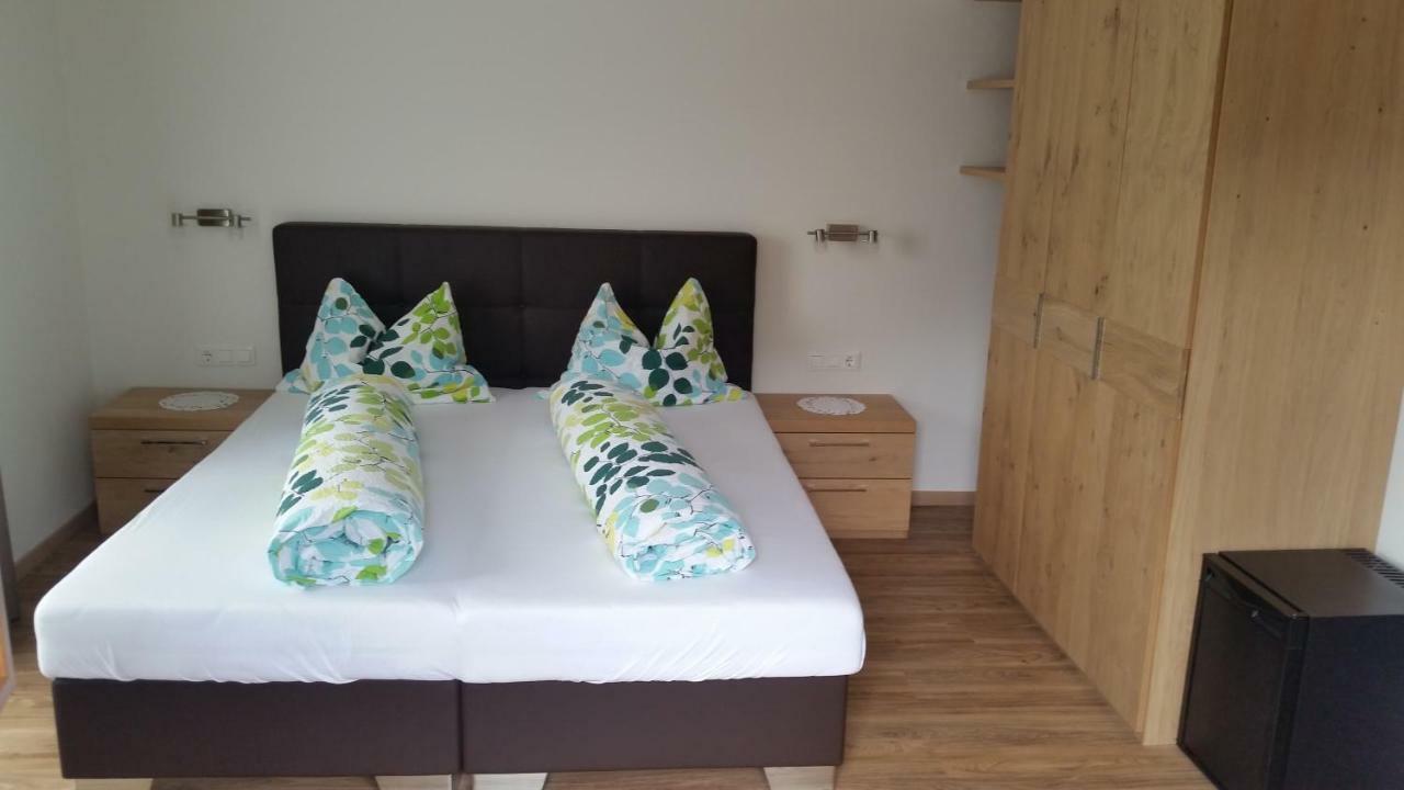 Pension Weinberg Rifiano Room photo